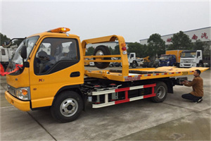 徐家汇哪里有拖车服务